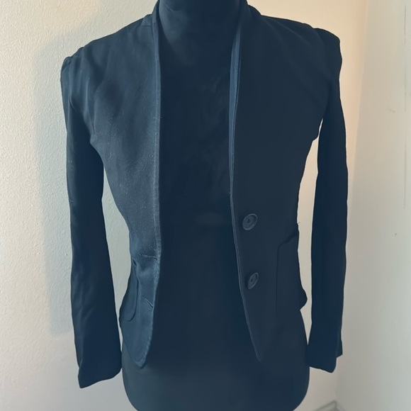 Banana Republic Petite Sz PXS black two button front acrylic/wool blend blazer - Picture 1 of 6